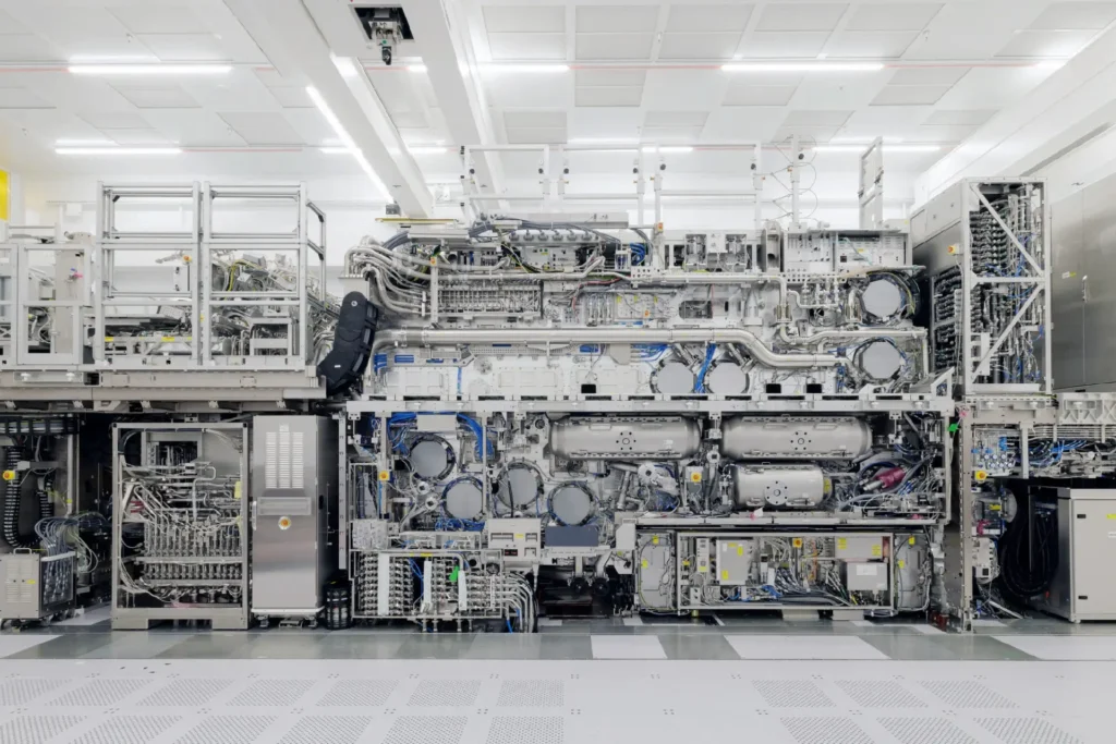 ASML Says Europe Made Up 0% of Its Revenue in First Half of 2026