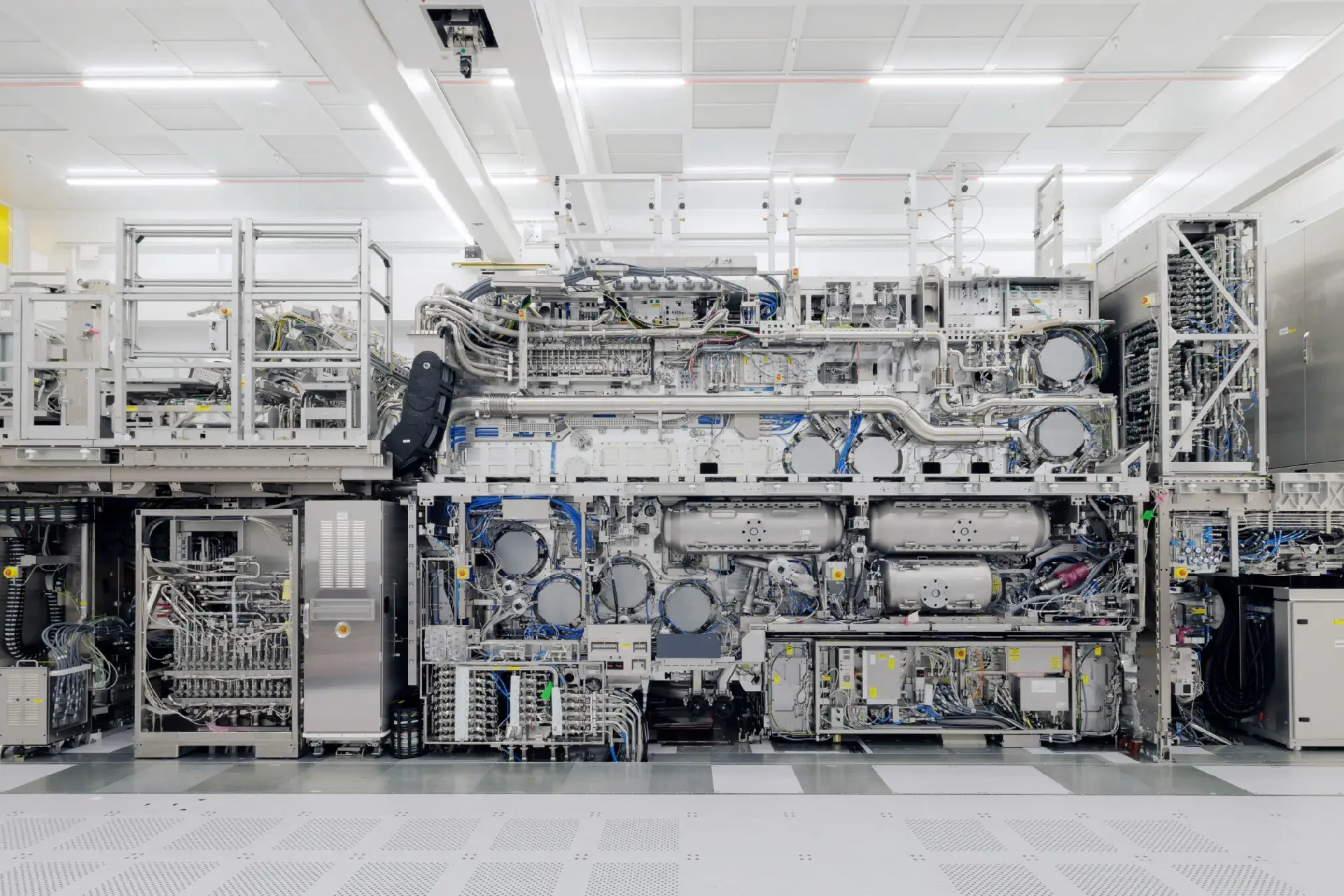 ASML Says Europe Made Up 0% of Its Revenue in First Half of 2026